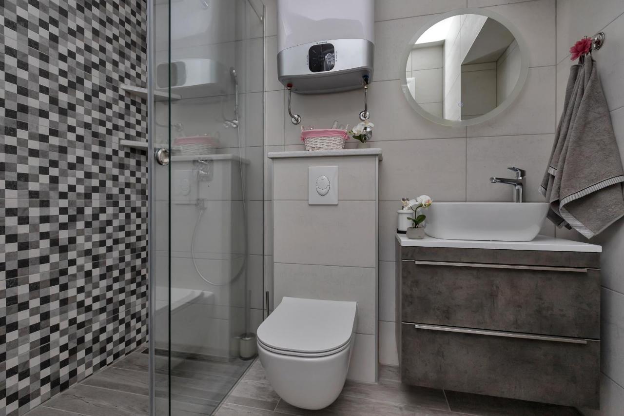 Luxurious Studio Apartment Toma Makarska Exterior foto